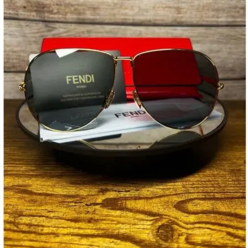 Fendi FF Oversized Aviator Sunglasses